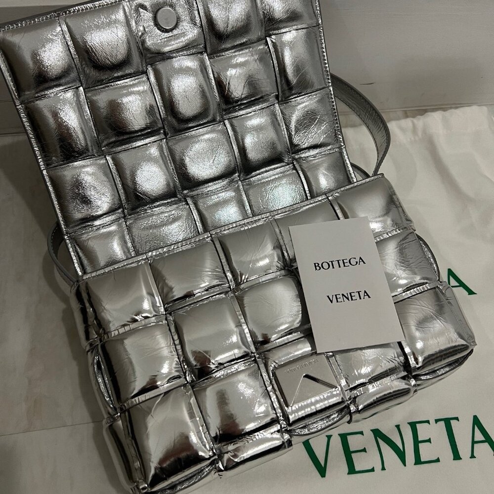Bottega Veneta Cassette metallic leather shoulder bag